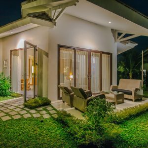 Luxury Villa Garden View